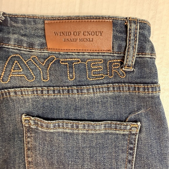 WIND OF CNOUY Denim Jeans Women's M Embroidered Logo Straight Leg - Picture 9 of 16